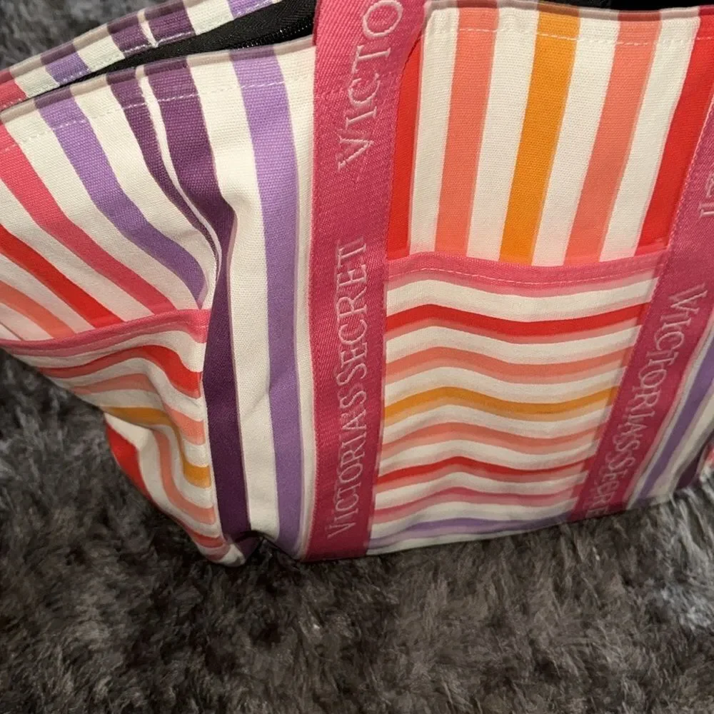 oversized, Victoria's Secret Beach bag with zipper closure Never used